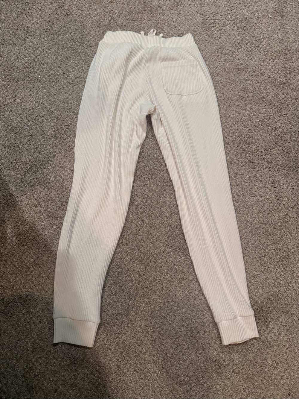 ALO Yoga Ribbed Cream Lounge Pants - Picture 5 of 5